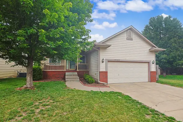 10502 W Lamp, Wichita, KS 67215