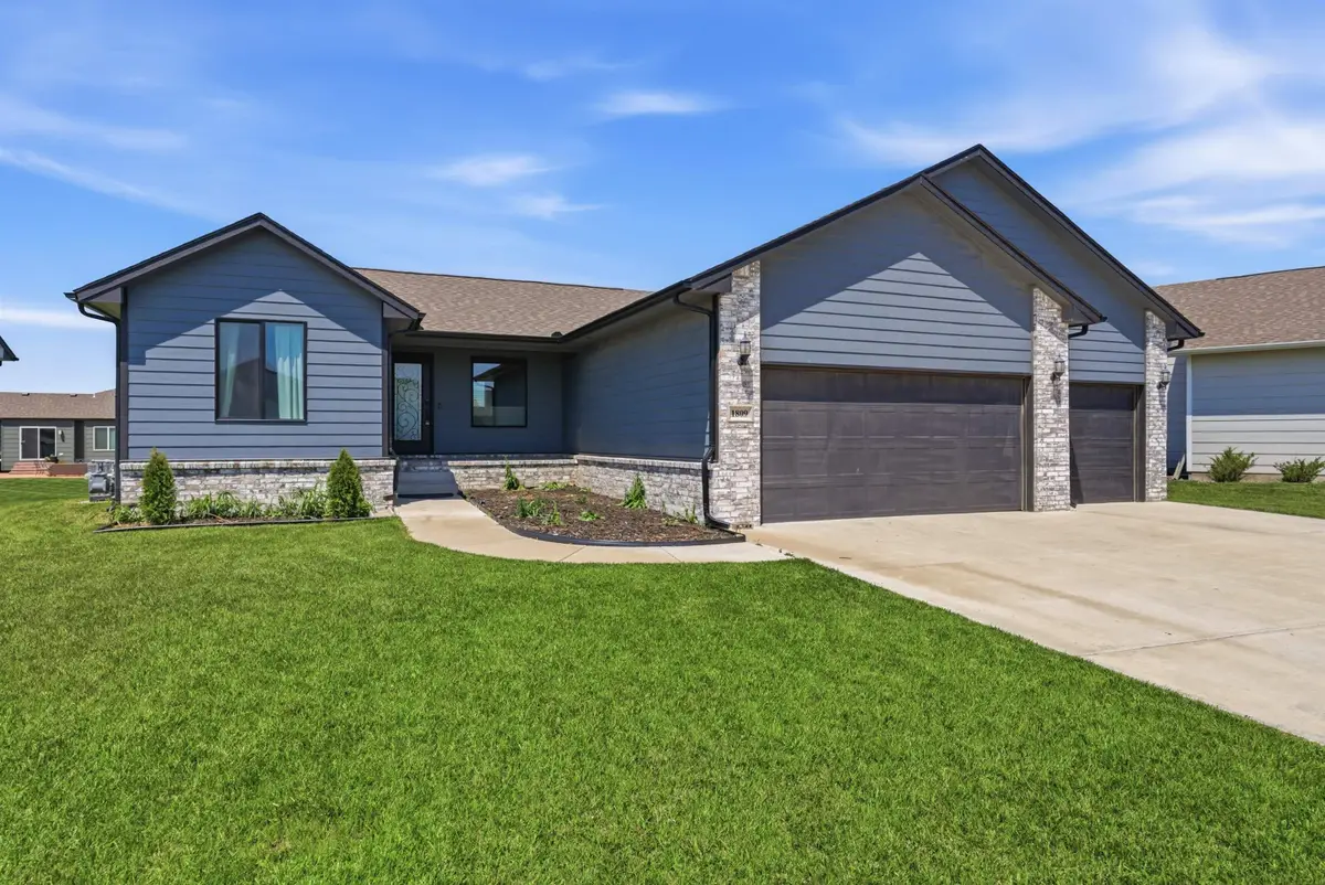 1809 S Stephanie St, Wichita, KS 67207-1136 - #1