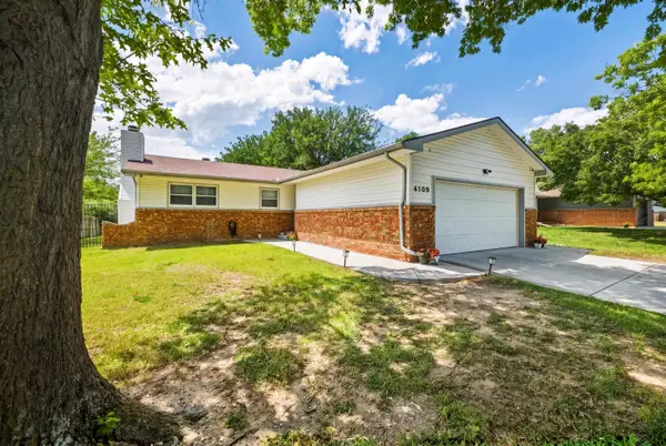 4109 N Danbury St, Bel Aire, KS 67220
