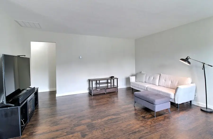 3434 S Washington Ave, Wichita, KS 67216 - #3