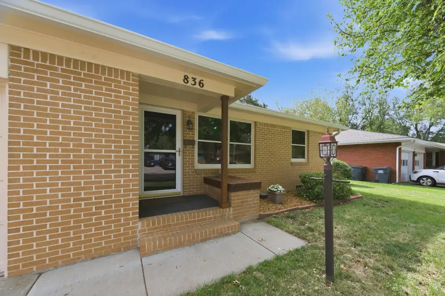 836 N Kessler St, Wichita, KS 67203 - #2