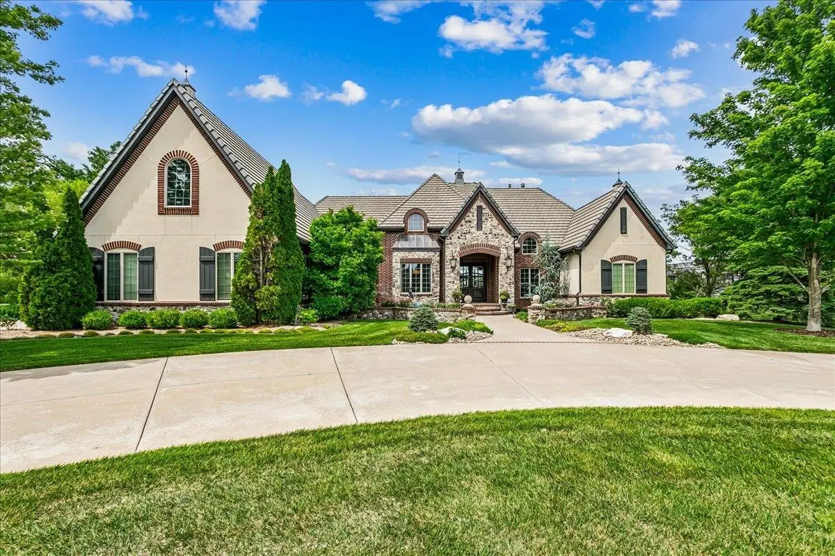 224 E Cedar Ridge Ct., Andover, KS 67002 - #1