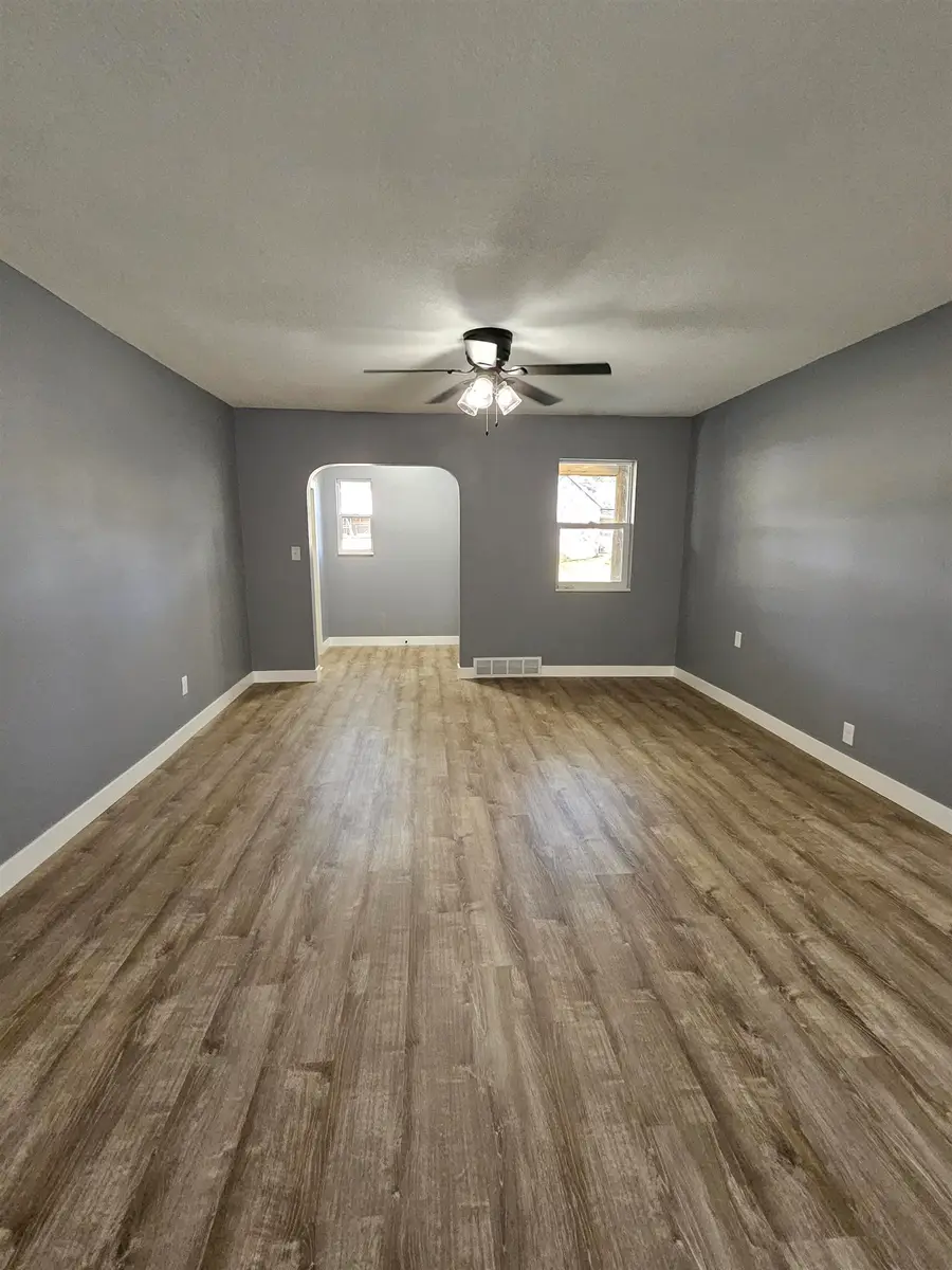 315 N Lincoln, Bennington, KS 67422 - #3