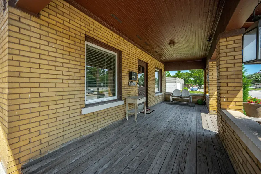 341 S Hillside Ave, Wichita, KS 67211 - #2