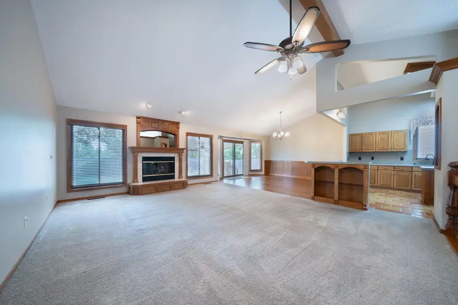 1607 N Woodridge Ct, Wichita, KS 67206 - #3