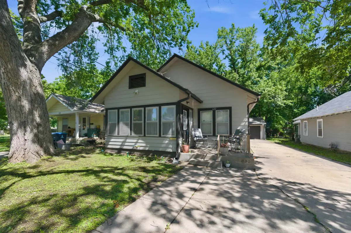 622 W Carr Ave, El Dorado, KS 67042 - #1
