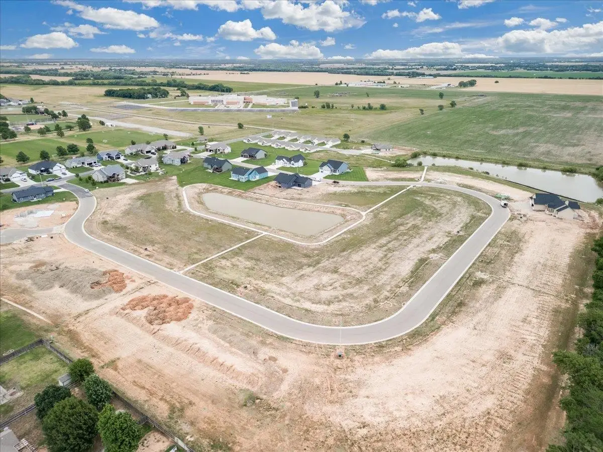 460 S Stoney Creek St, Clearwater, KS 67026 - #1