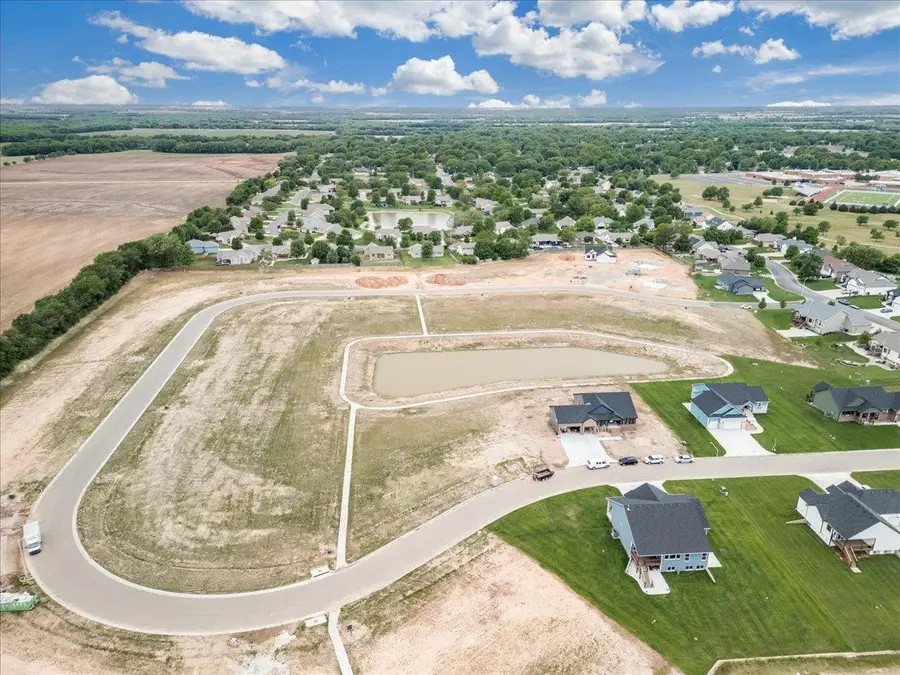 460 S Stoney Creek St, Clearwater, KS 67026 - #2