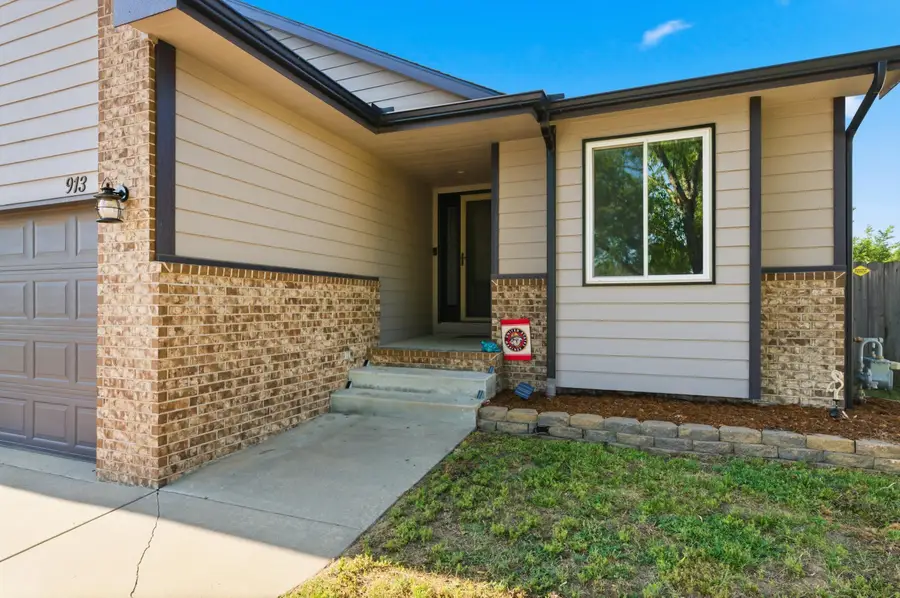 913 W 50th St S, Wichita, KS 67217 - #3