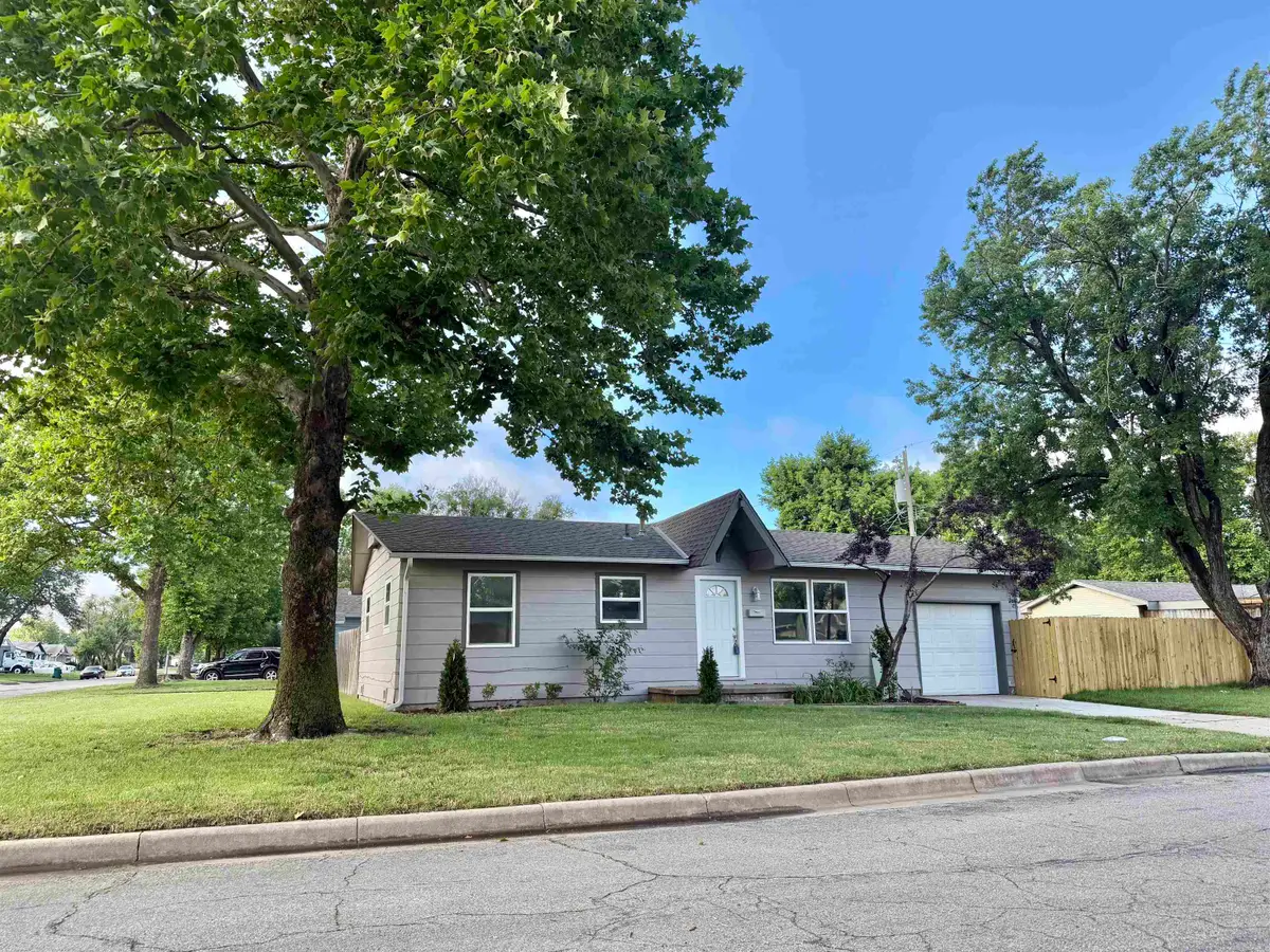 2601 W 30th, Wichita, KS 67217 - #1