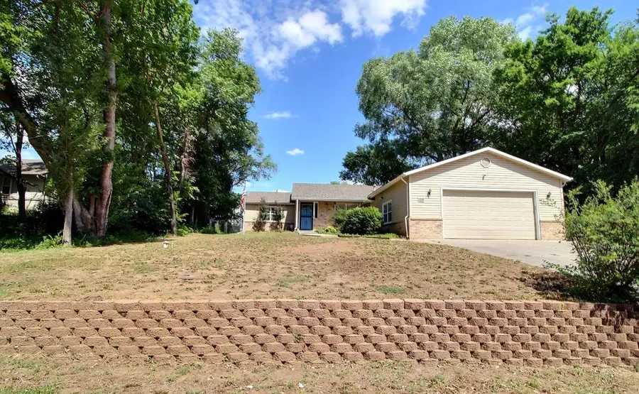 1218 N Wild Turkey Dr, Derby, KS 67037 - #2