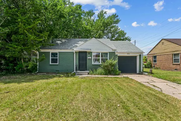 1711 N Belmont Ave, Wichita, KS 67208-2114