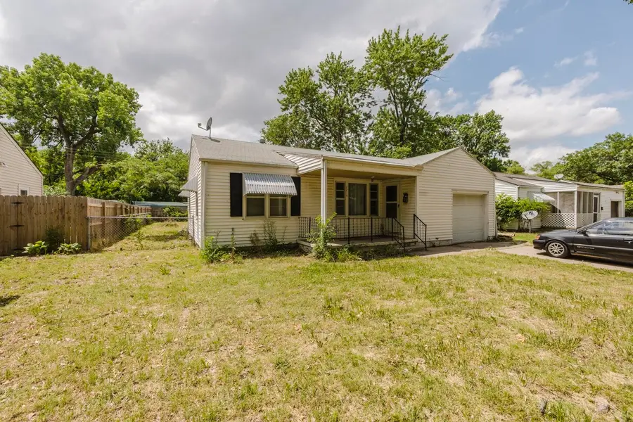 2215 S Green, Wichita, KS 67211 - #2