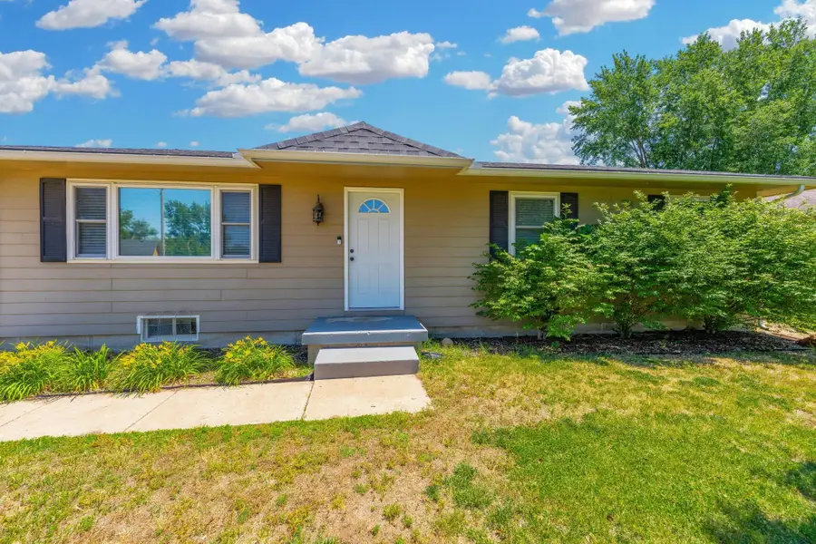 992 N Robin Rd, Wichita, KS 67212 - #3