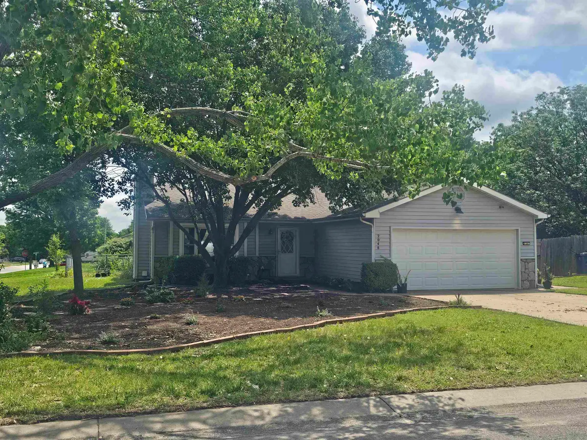 2048 N Forest Park St, Derby, KS 67037 - #1