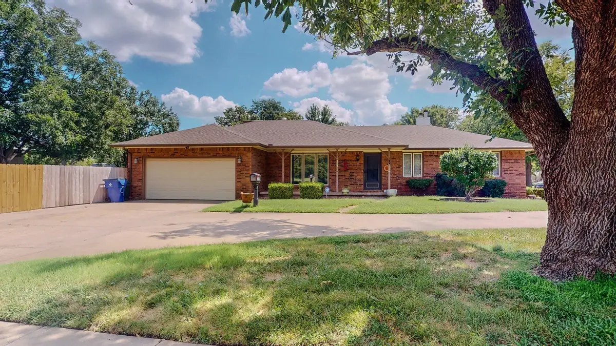 3531 W 21st St N, Wichita, KS 67203 - #1
