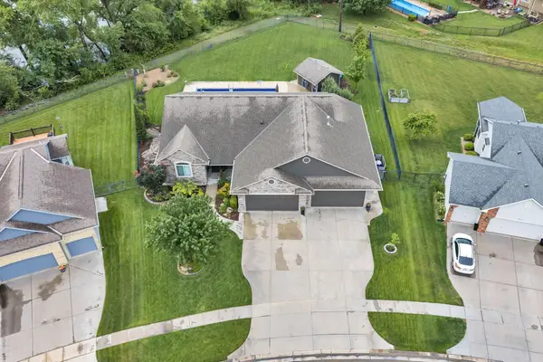 2020 N Newberry St, Derby, KS 67037