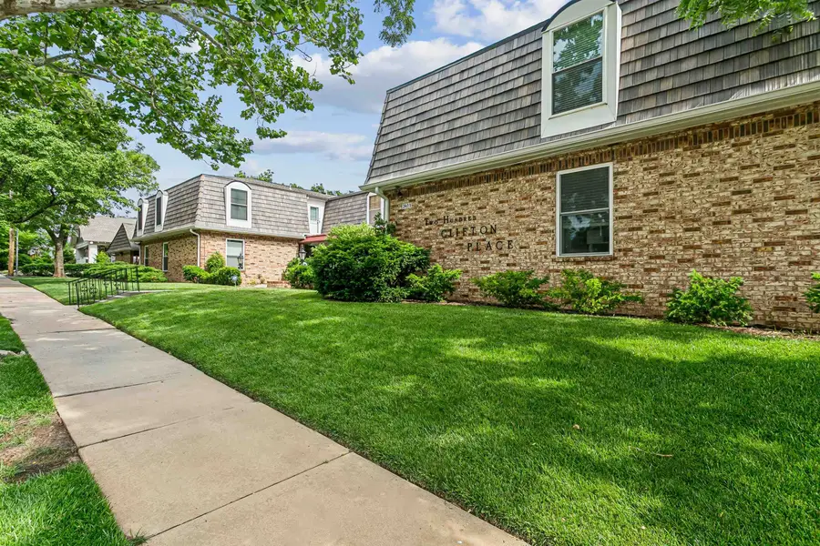 3411 E Oakland Ave, Wichita, KS 67218 - #2