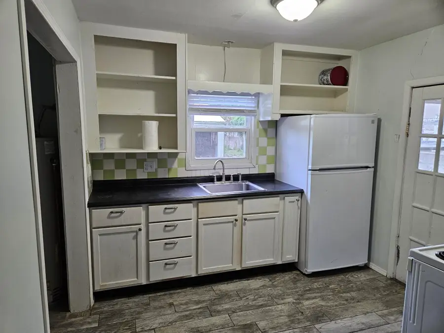 1510 Olive, Winfield, KS 67156 - #3