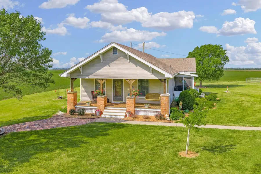 389 S Anson Rd, Mayfield, KS 67103 - #2