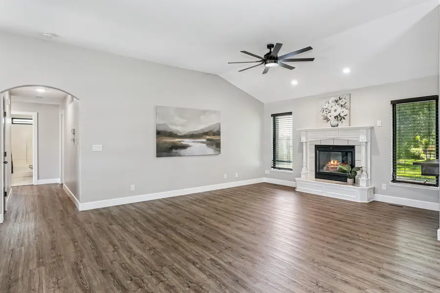 3106 N Lakecrest Circle, Wichita, KS 67205 - #3