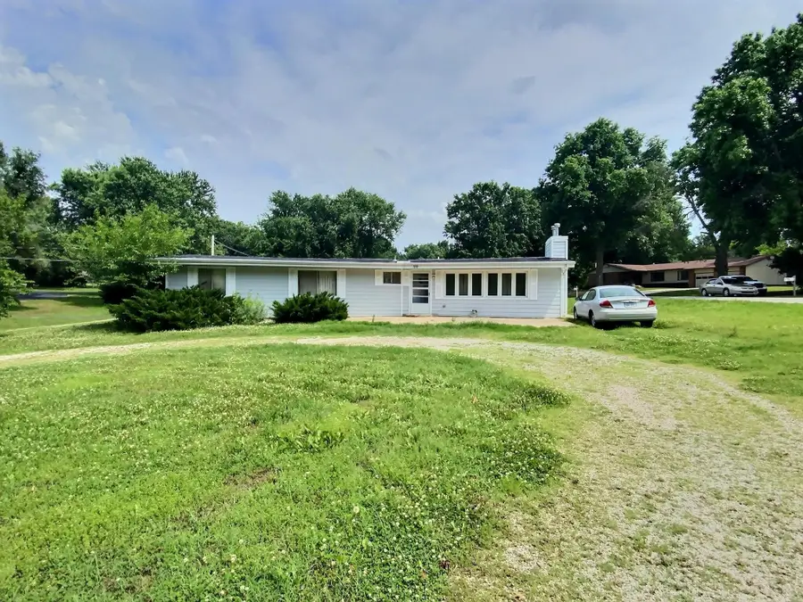 29 Eastwood Dr, Arkansas City, KS 67005 - #3