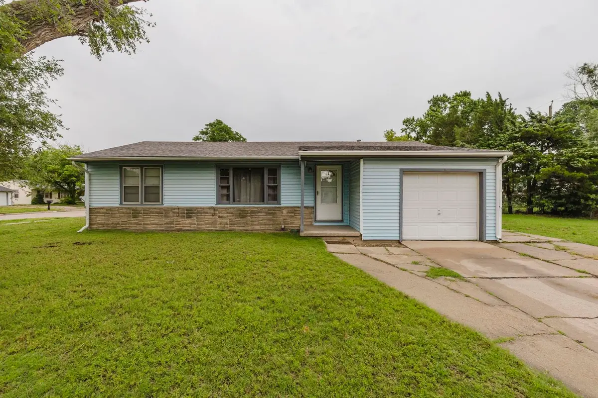3250 S Downtain, Wichita, KS 67217 - #1