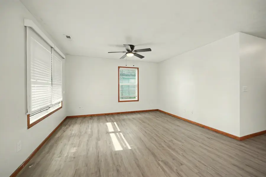 226 N 2nd St, Salina, KS 67401 - #3