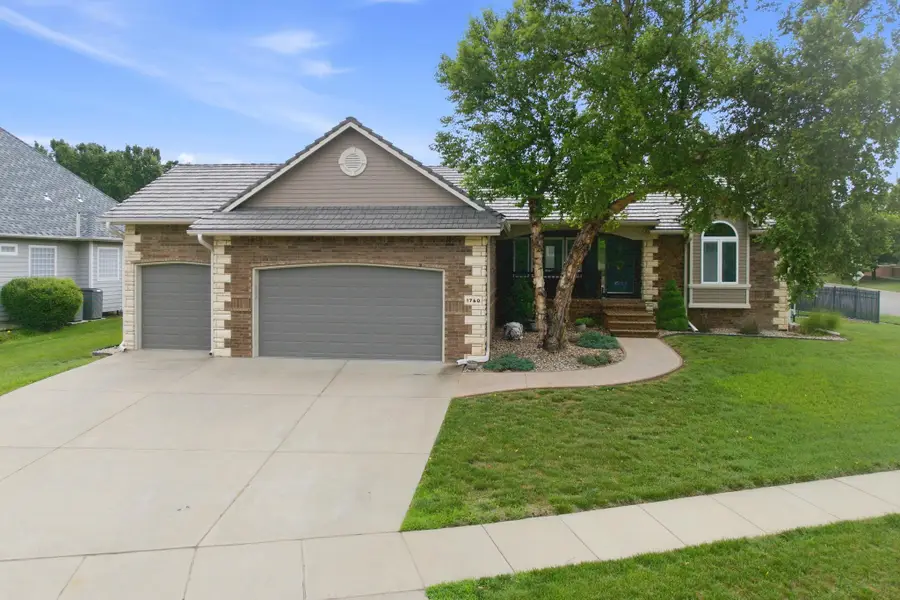 1760 E Tiara Pines St, Derby, KS 67037 - #2