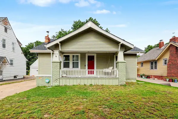 915 N Perry Ave, Wichita, KS 67203