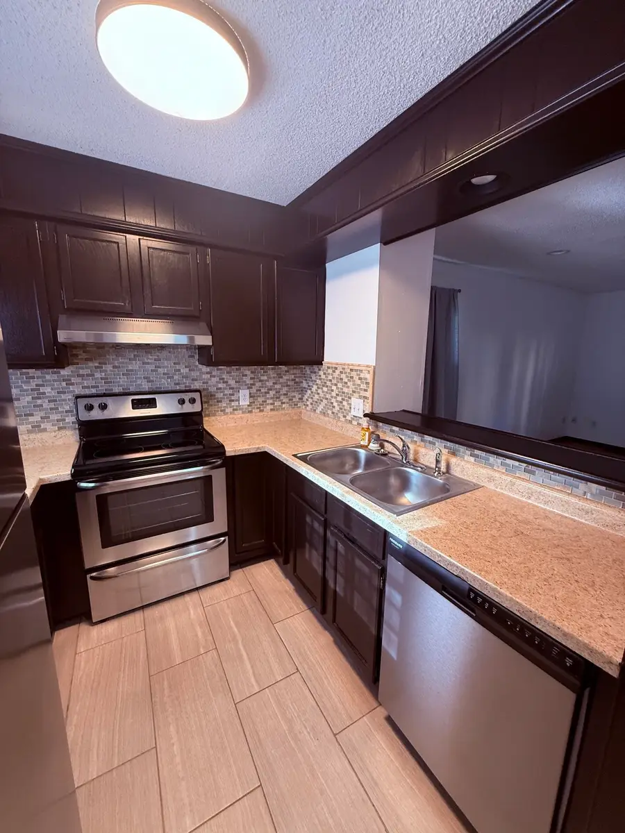 2405 S Capri #1106, Wichita, KS 67210 - #3