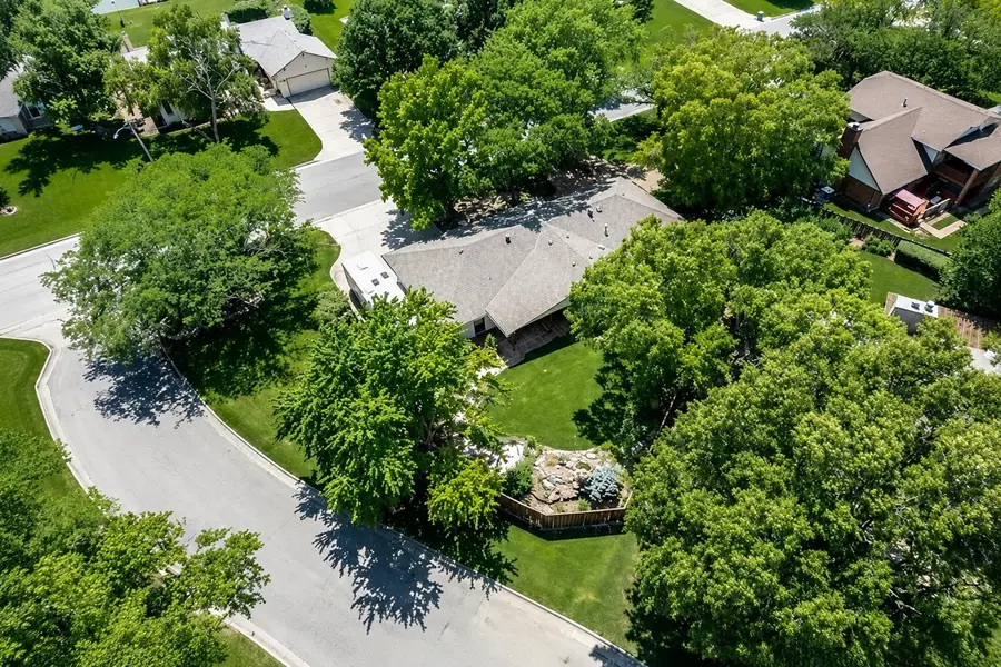 11304 W Douglas, Wichita, KS 67212 - #3