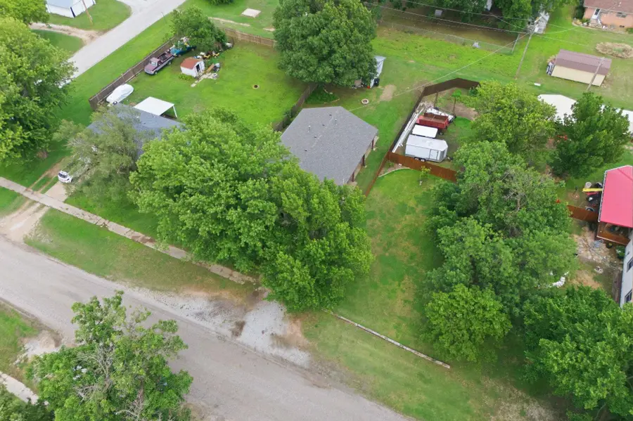 418 S Briarwood, Norwich, KS 67118 - #3