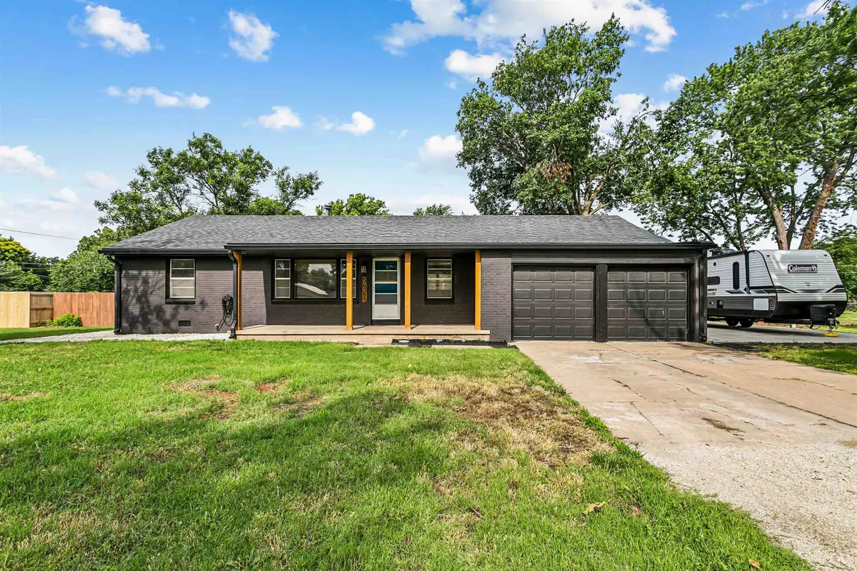 2901 N Saint Clair, Wichita, KS 67204 - #1