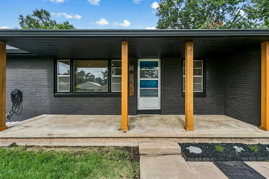 2901 N Saint Clair, Wichita, KS 67204 - #2