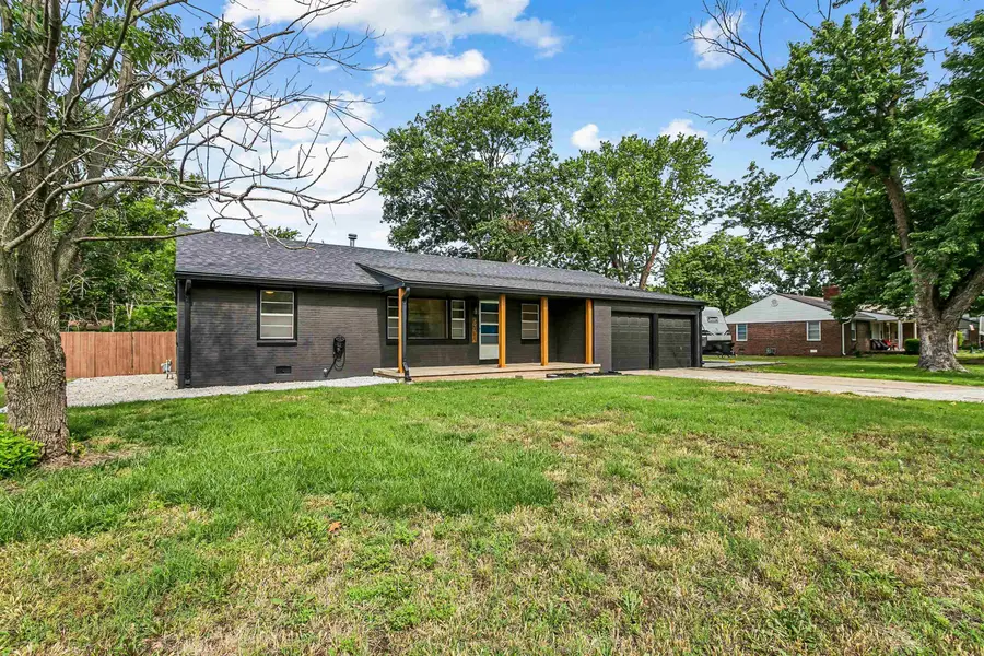 2901 N Saint Clair, Wichita, KS 67204 - #3