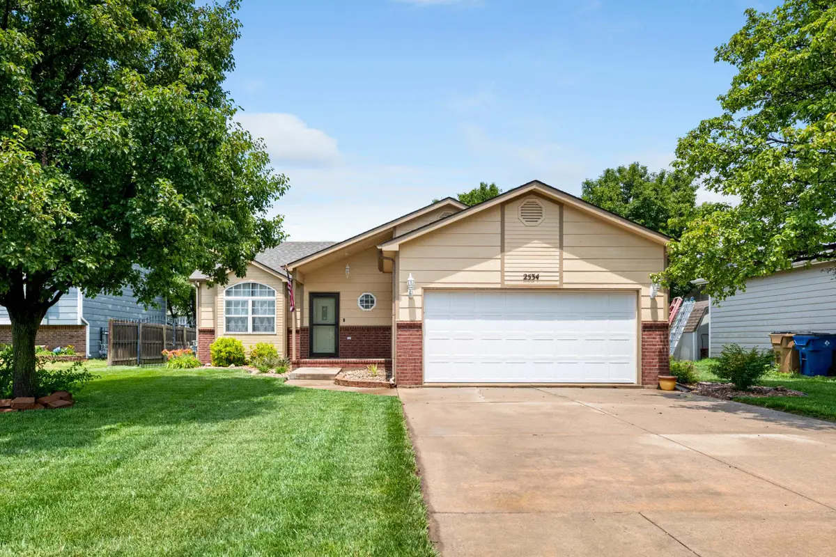 2534 E Cambridge, Park City, KS 67219 - #1