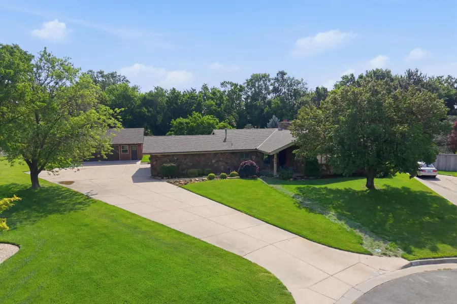 844 N Sandpiper Ct, Wichita, KS 67230 - #2
