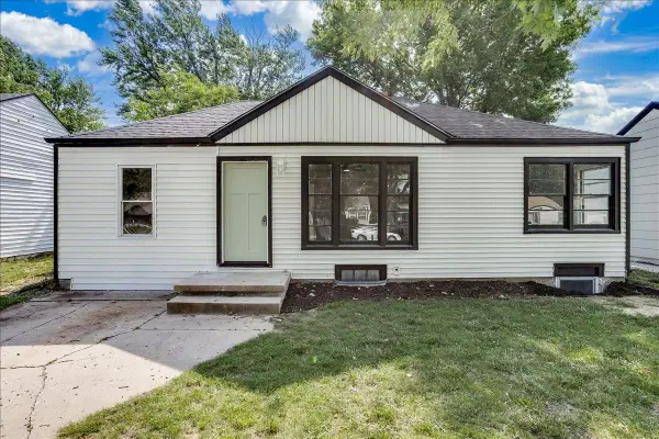 2342 S Mosley Ave, Wichita, KS 67211