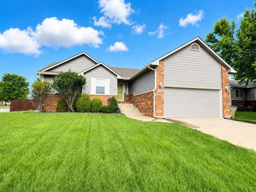 710 S Westview, Andover, KS 67002 - #2