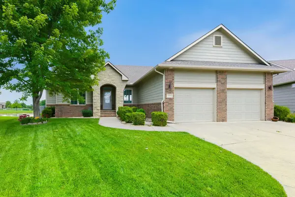 11202 W Mark Randal, Wichita, KS 67205