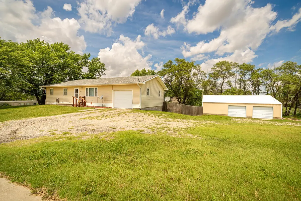 505 E 18th, Concordia, KS 66901 - #1