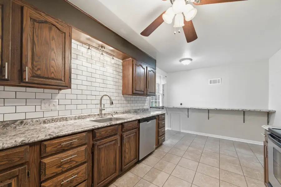 742 N Flora, Wichita, KS 67212 - #3