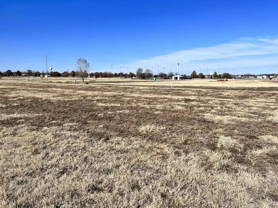 1216 E Park Glen Street, Clearwater, KS 67026 - #2