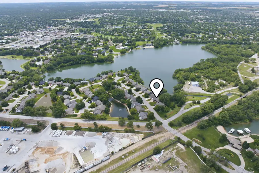 2553 N Hazelwood St, Wichita, KS 67205 - #3