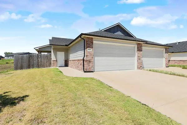 5752 E Bristol, Wichita, KS 67220