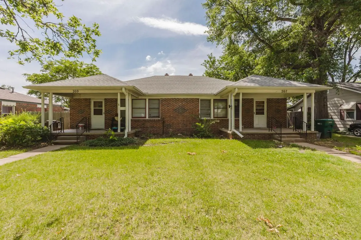 207 & 209 S Custer, Wichita, KS 67213 - #1