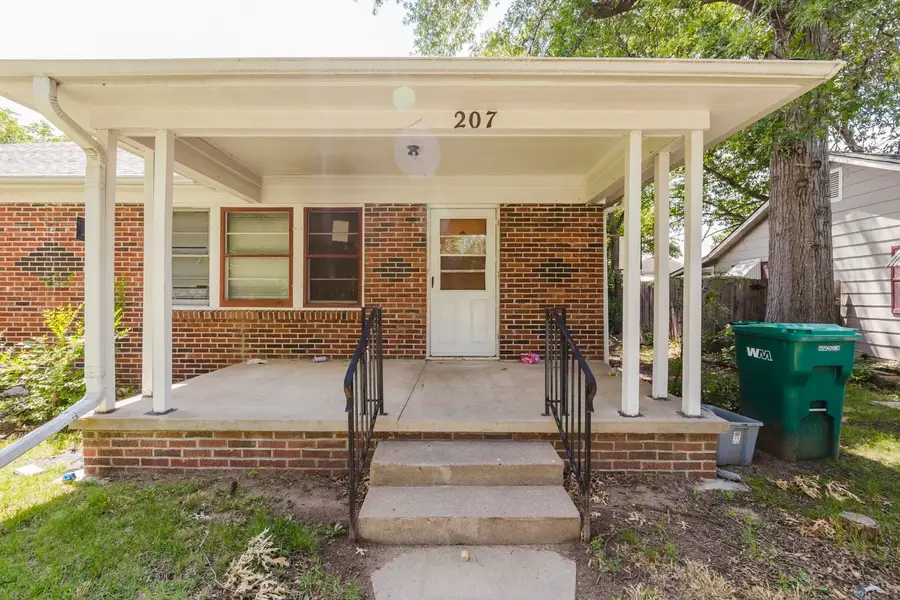 207 & 209 S Custer, Wichita, KS 67213 - #2