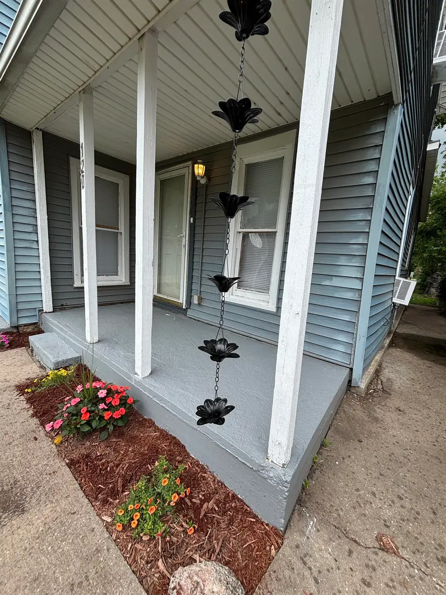 120 W 6th Avenue, Hutchinson, KS 67501 - #2