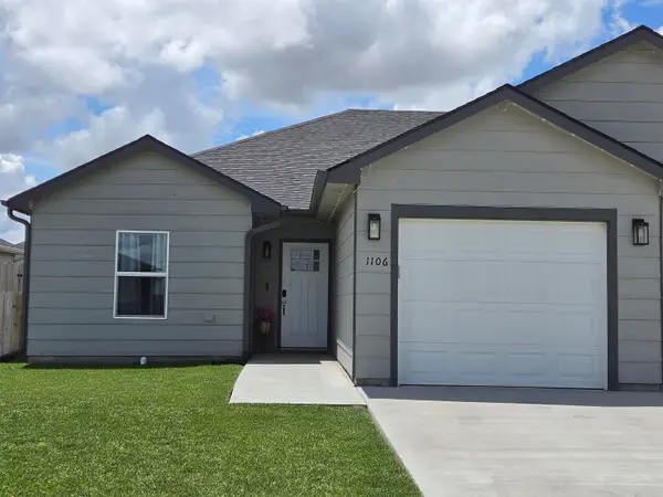 1106 Harbor Dr., Salina, KS 67401